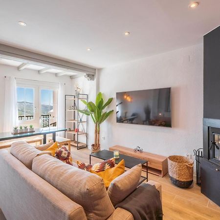 Beautifully Renovated 4 Bedroom Apt + Kid'S Room Sierra Nevada Extérieur photo