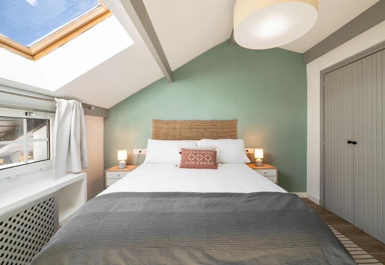 Beautifully Renovated 4 Bedroom Apt + Kid'S Room Sierra Nevada Extérieur photo