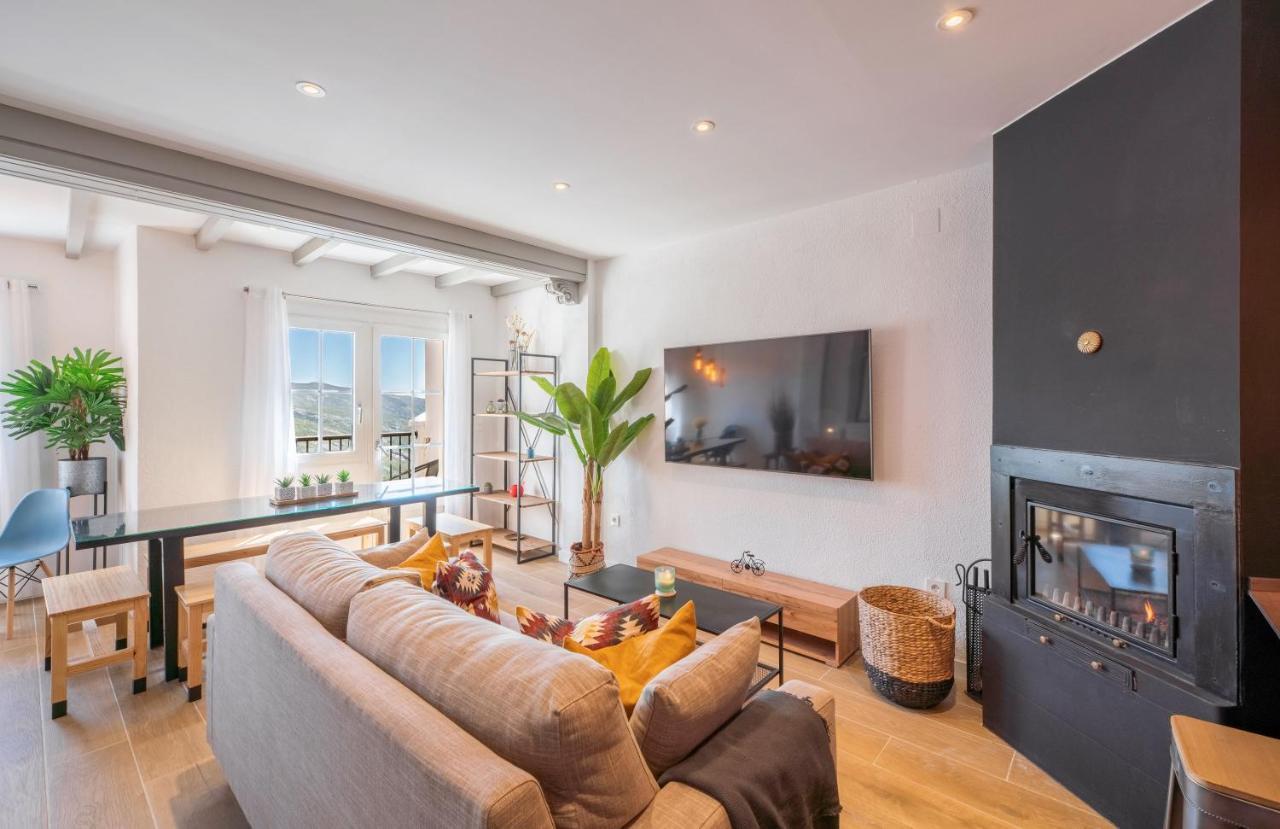 Beautifully Renovated 4 Bedroom Apt + Kid'S Room Sierra Nevada Extérieur photo